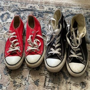 SOLD Worn Unisex Converse sneakers women’s size 7 Mens size 5